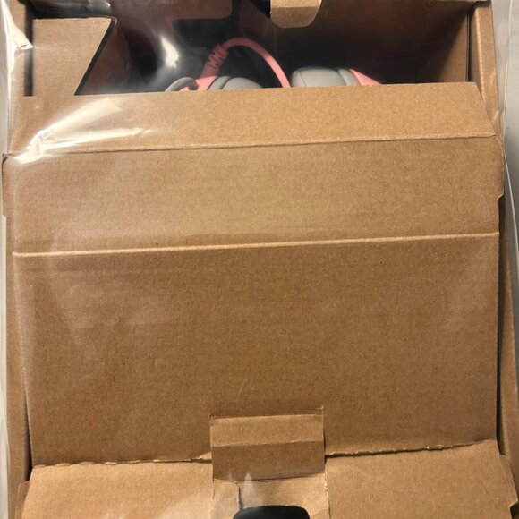 Razer Kraken Kitty V2 USB Wired RGB Headset: Chroma Kitty Ears Quartz Pi… - Picture 11 of 15